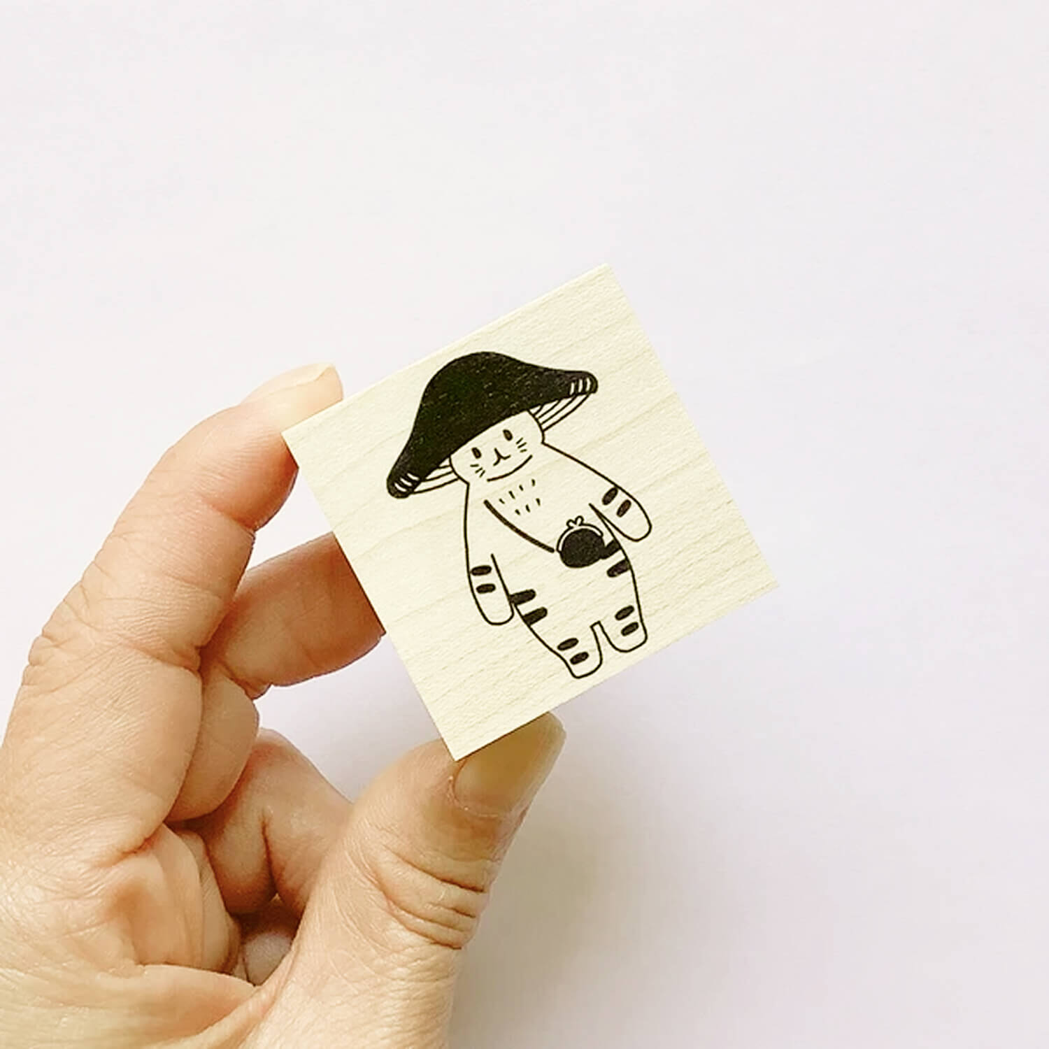 4 legs Rubber Stamp - Mushroom Cat Original