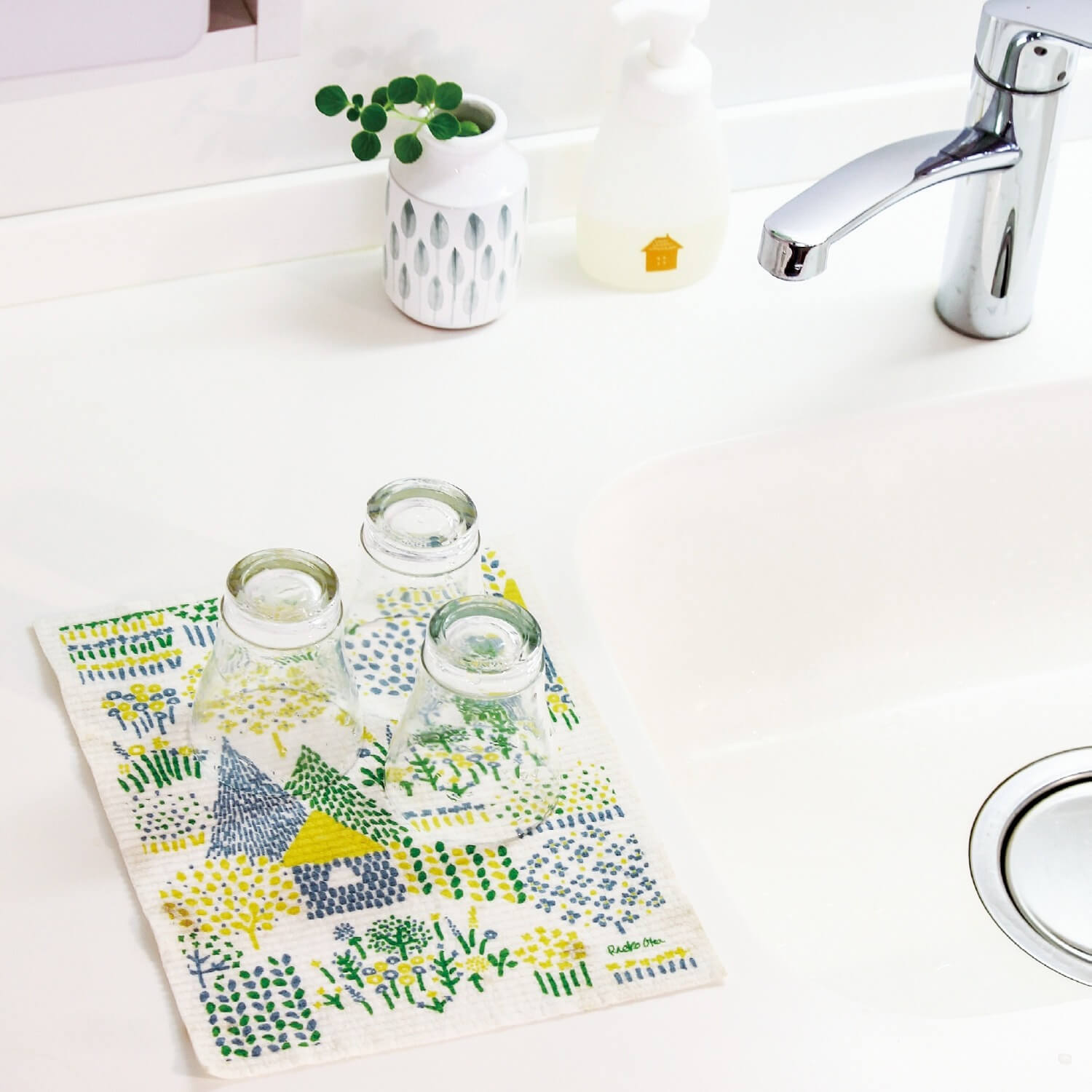 Ecomfort House Sponge Wipe – Summer Village- Medium