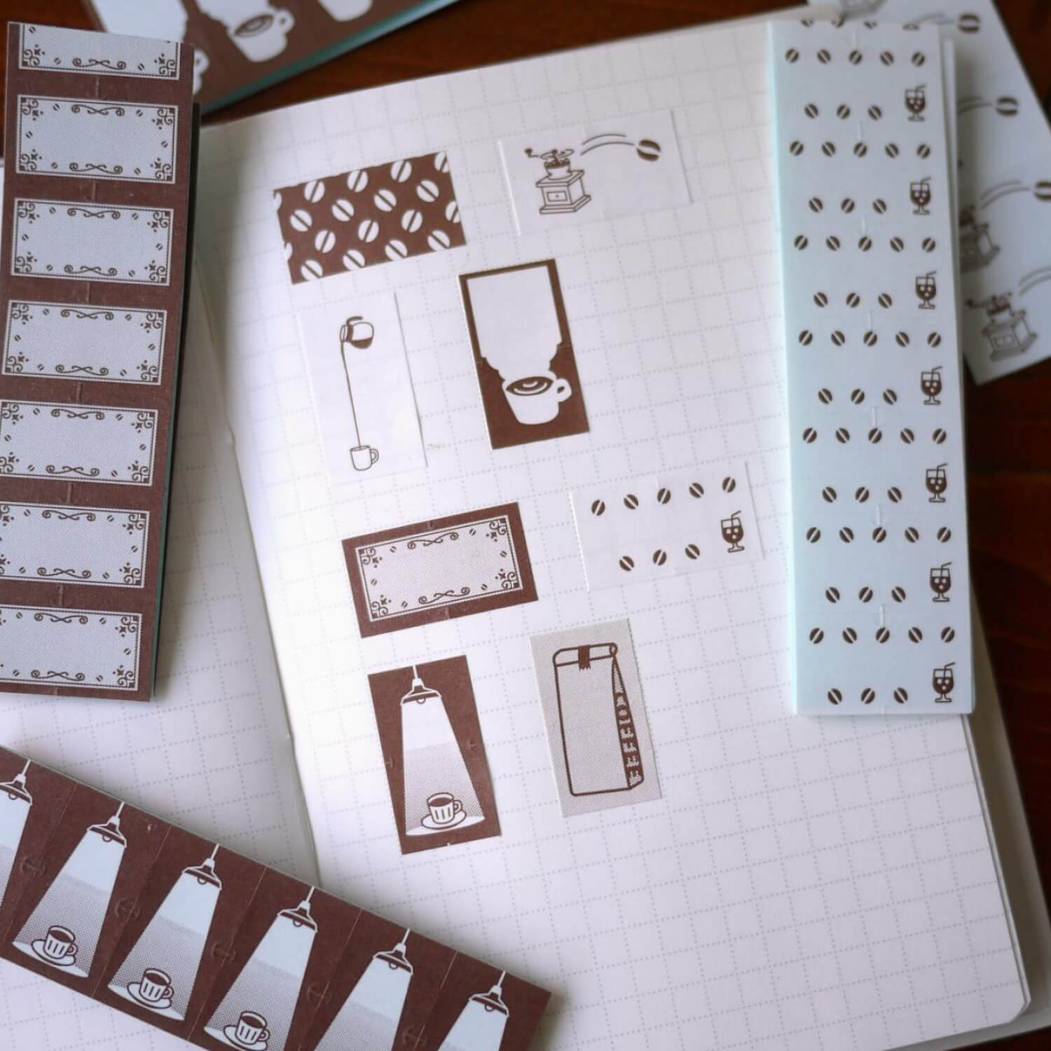 Fukuwake Sticker Roll – Light and Coffee