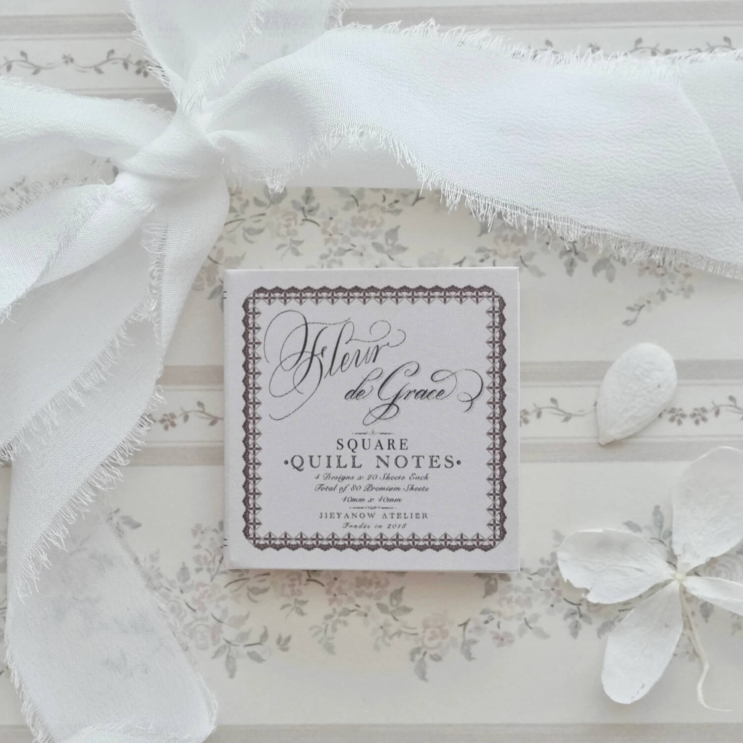 Jieyanow Atelier Fleur de Grace Quill Notes
