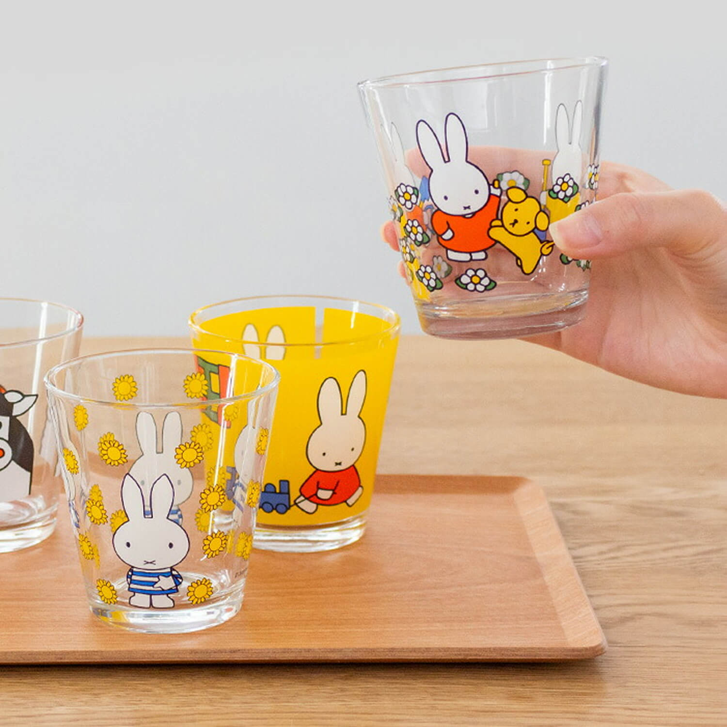 Miffy Garden Glass Cup