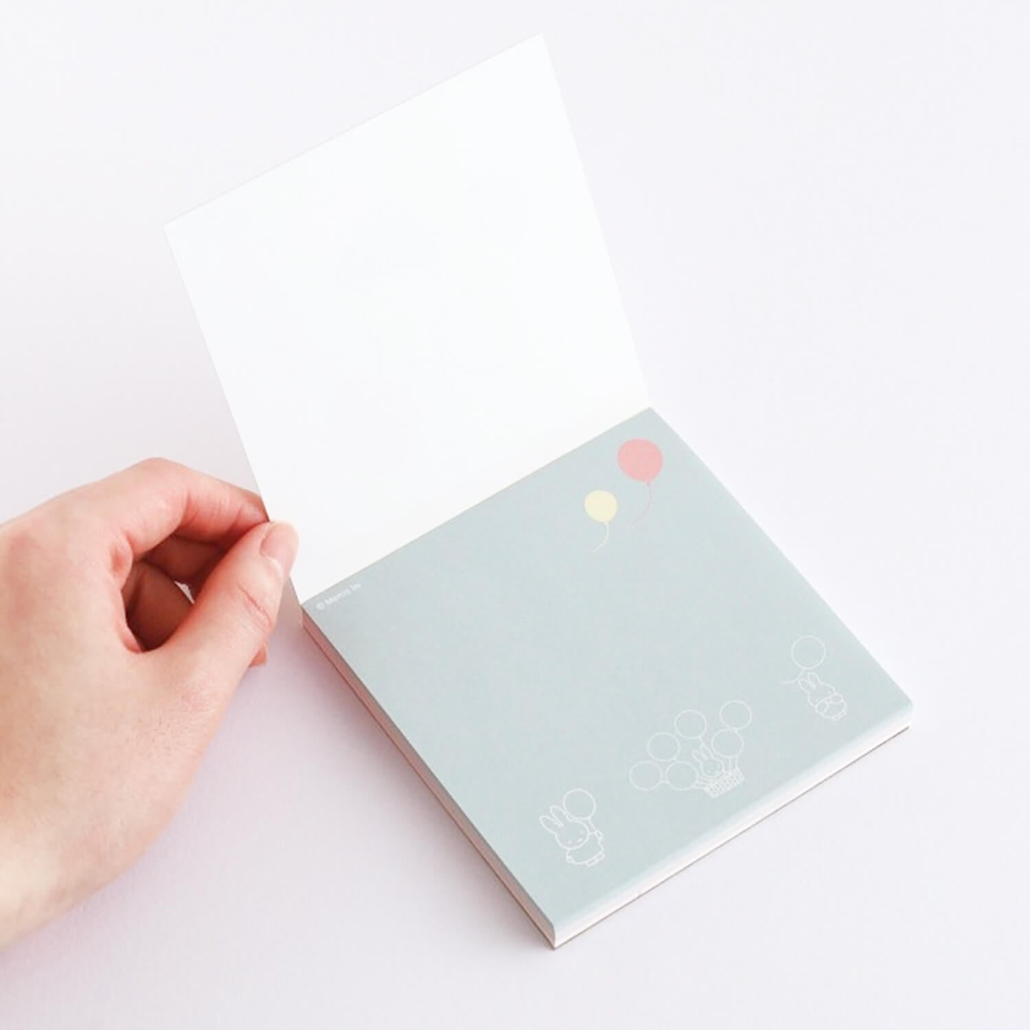 Miffy Square Memo Pad - Balloon
