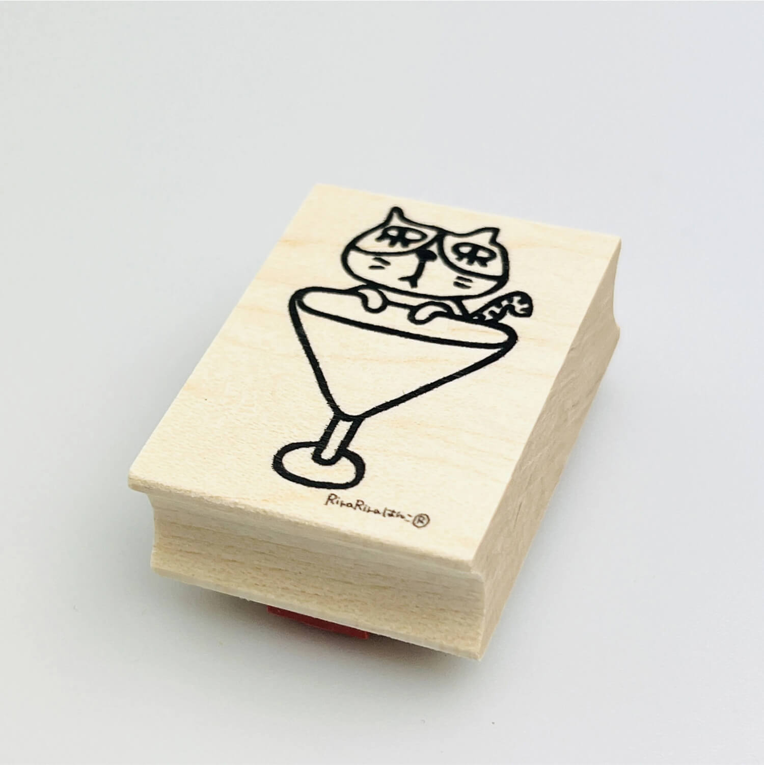 Rira Rira Stamp – Cat in Cocktail Glass