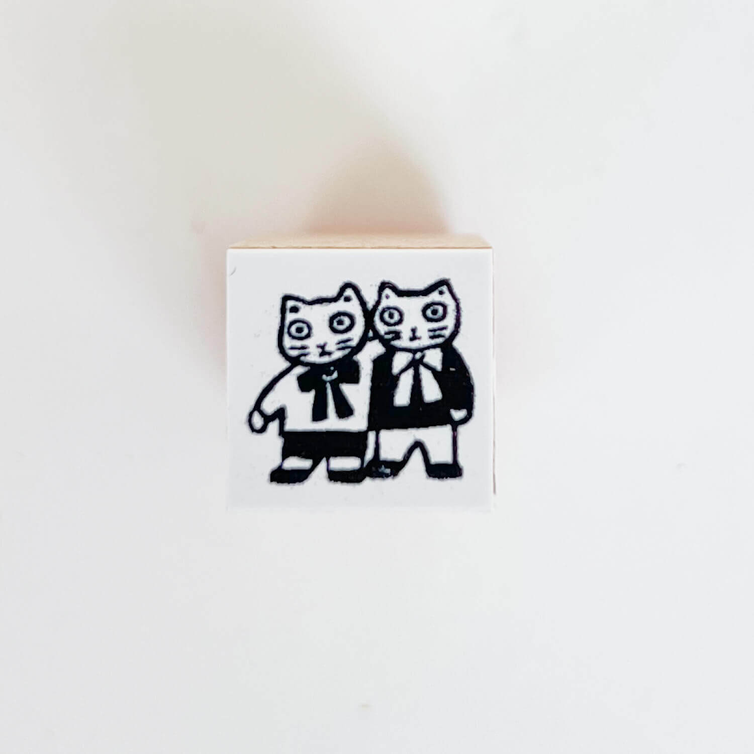 Sanby × Yumi Kitagishi Chibi Stamp – 15 Two Cats