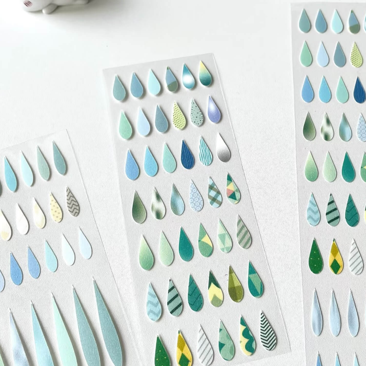 iifloccus Kiss Cut Glitter Masking Tape – Raindrop
