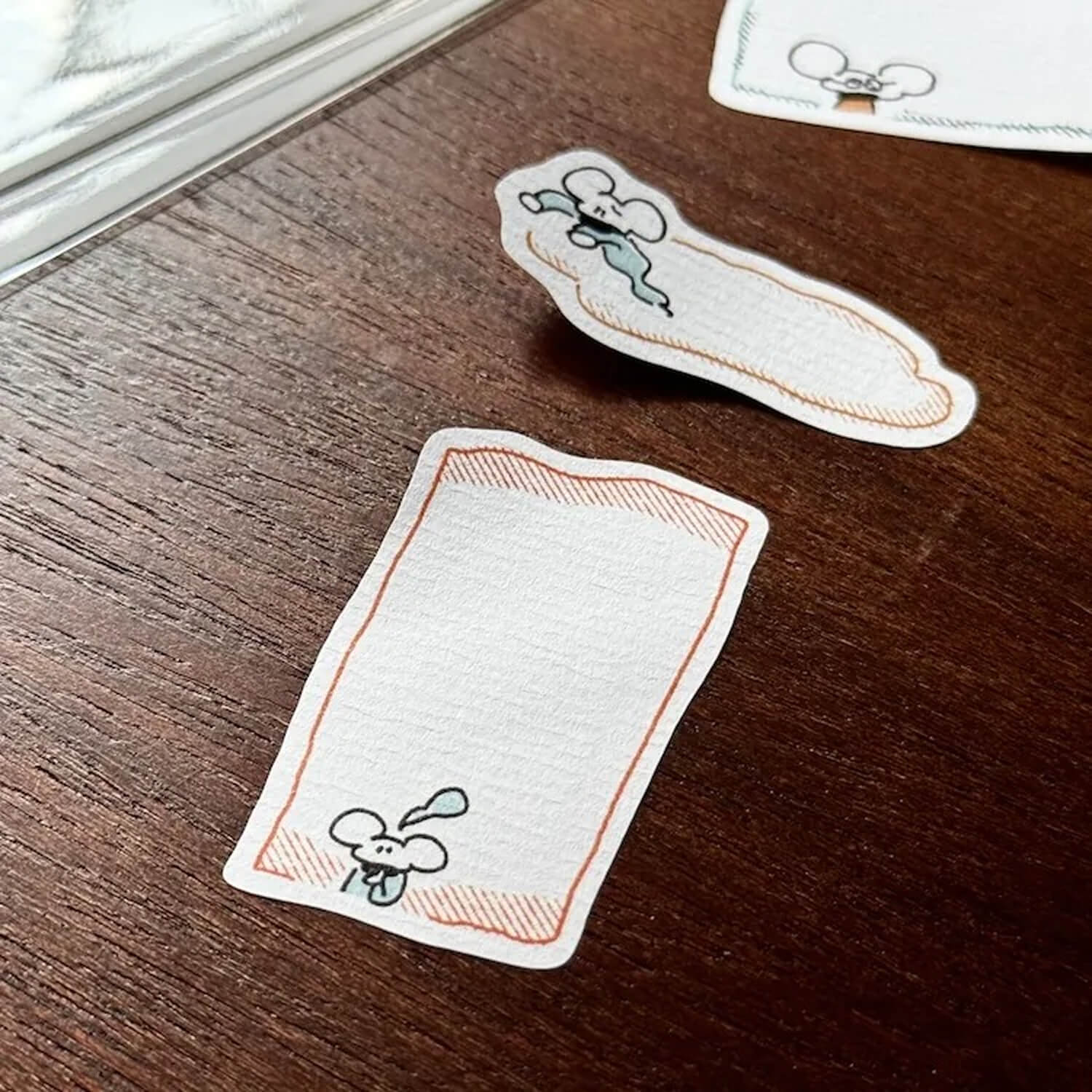 1991w2992 Message Stickers – Daily Mouse