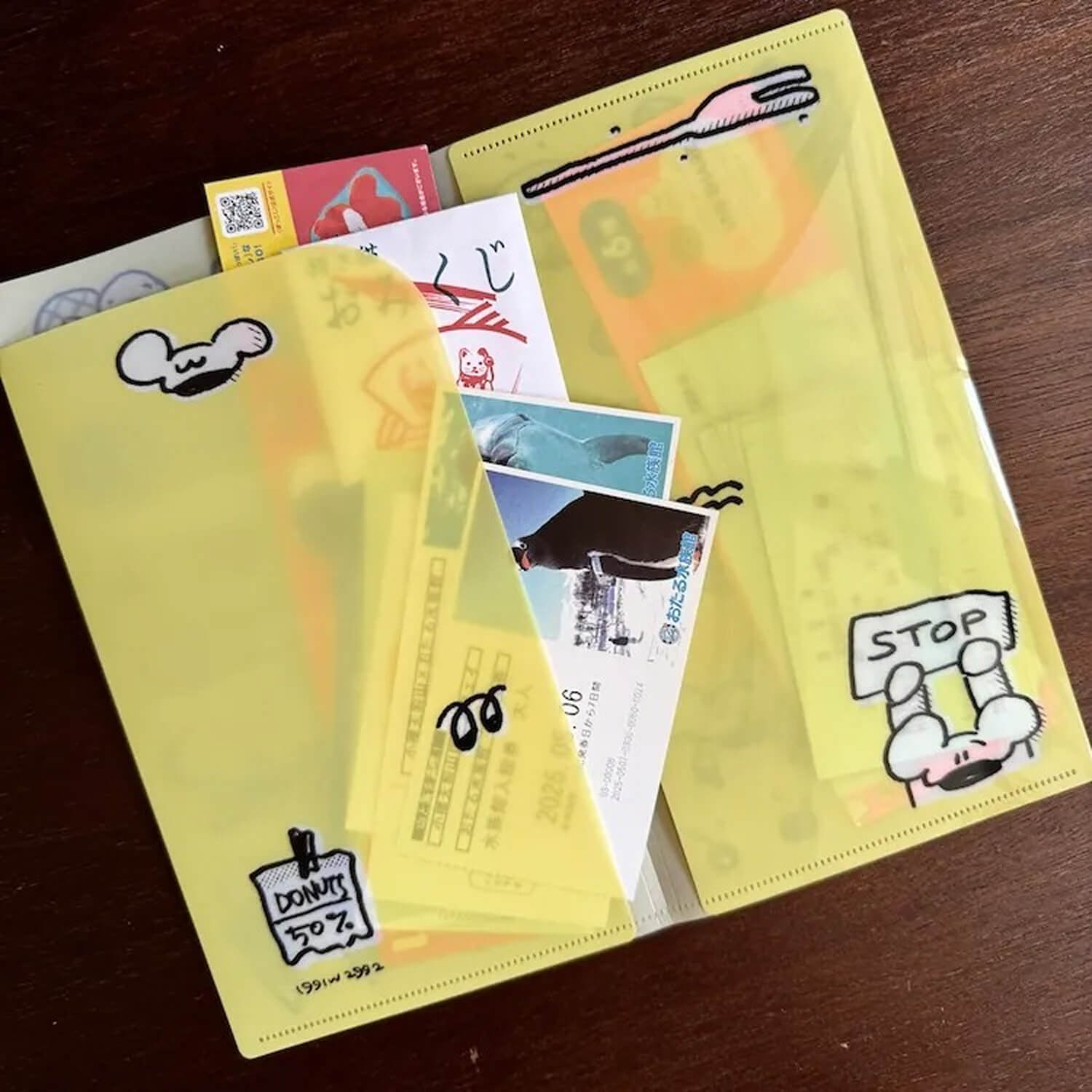 1991w2992 Ticket Holder – Donuts Mission