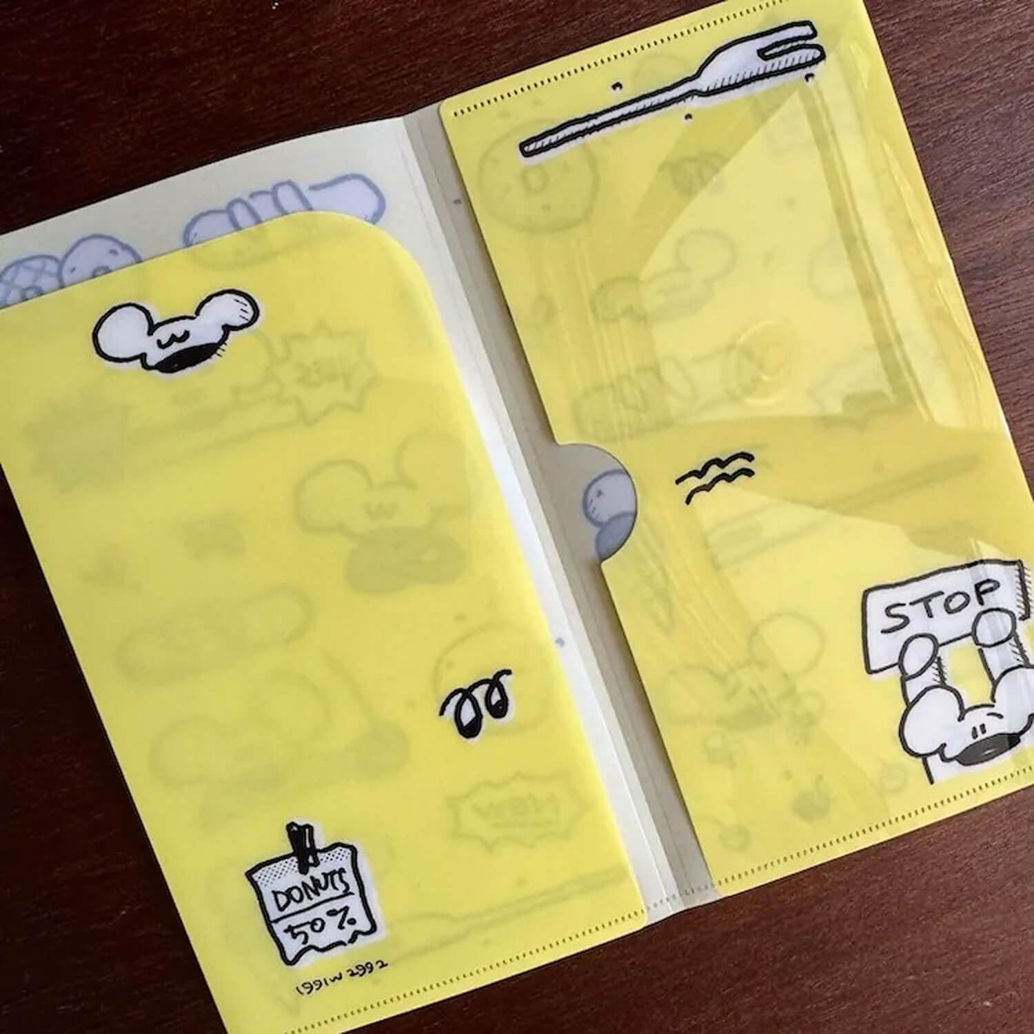 1991w2992 Ticket Holder – Donuts Mission
