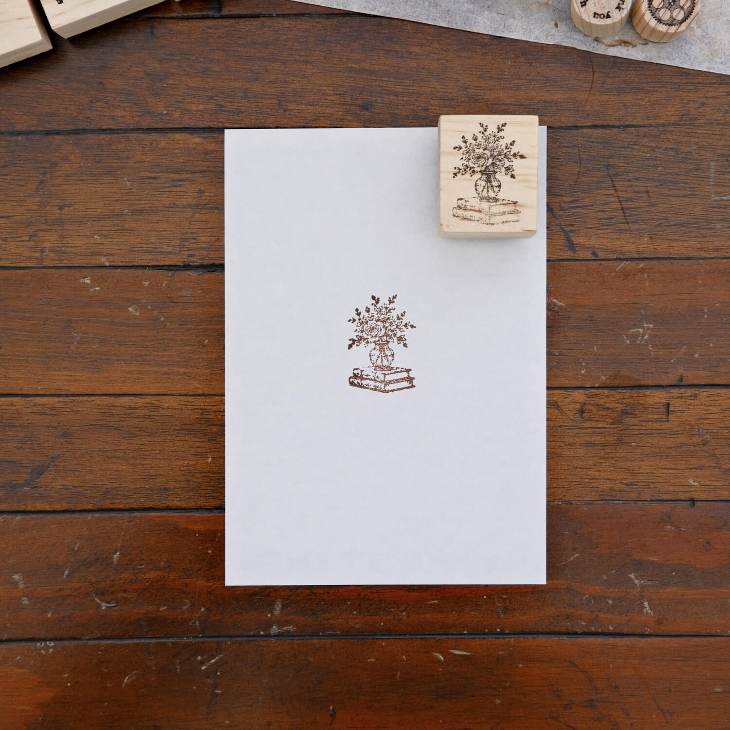 1dstamp Rubber Stamp – Flowers on Books