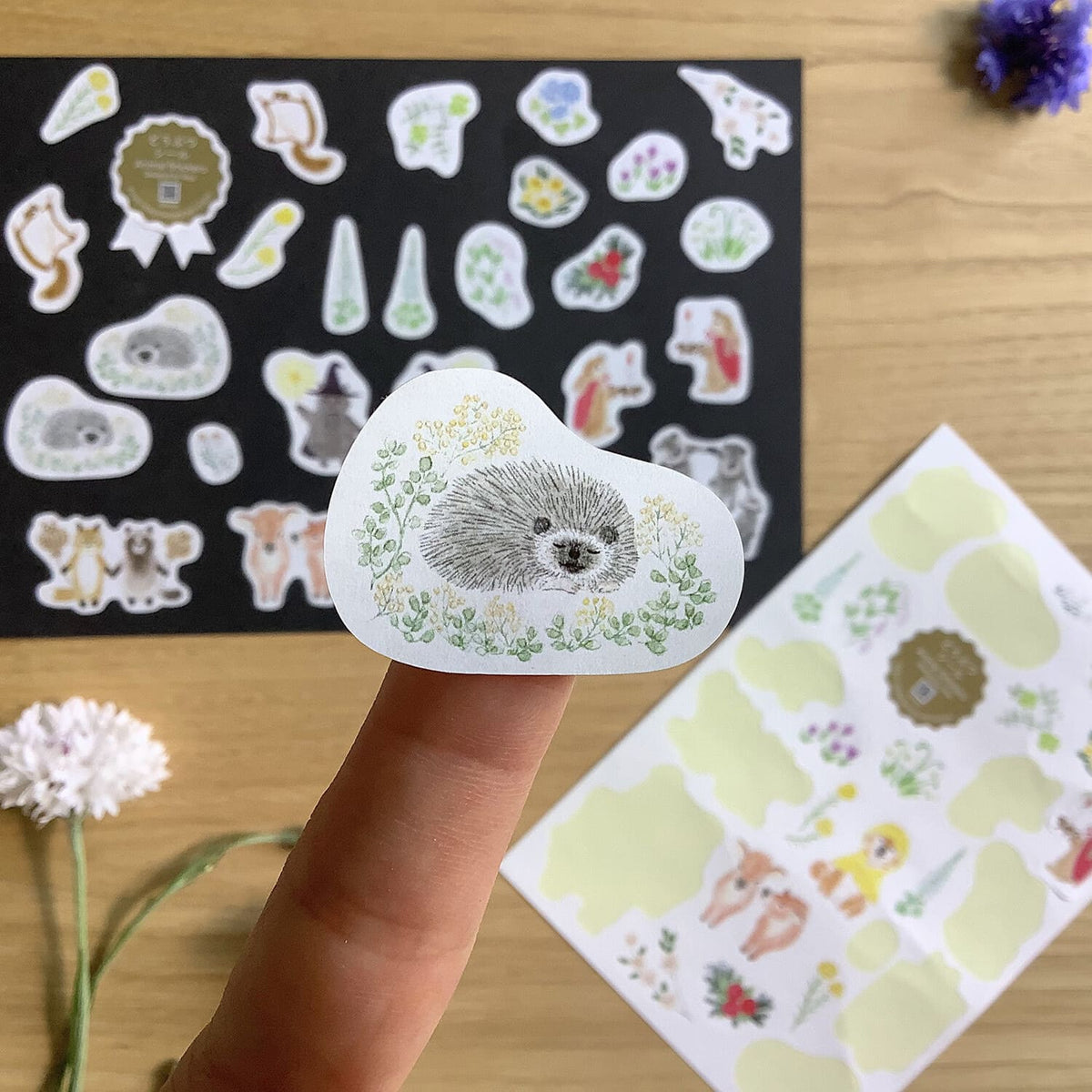 4 legs Sticker Sheet – Animals 2026