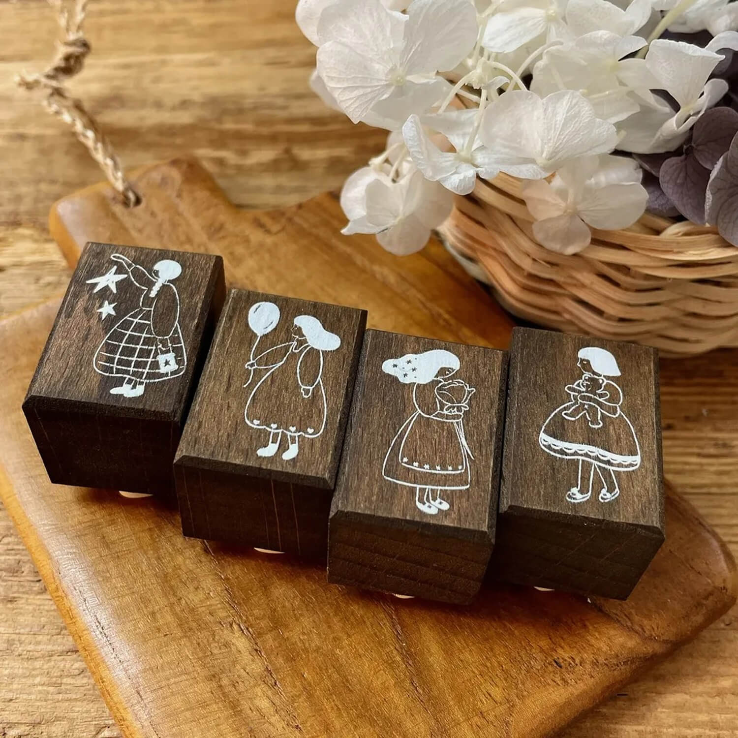 63penhouse x hairmo Petite Romance Rubber Stamp – Balloon