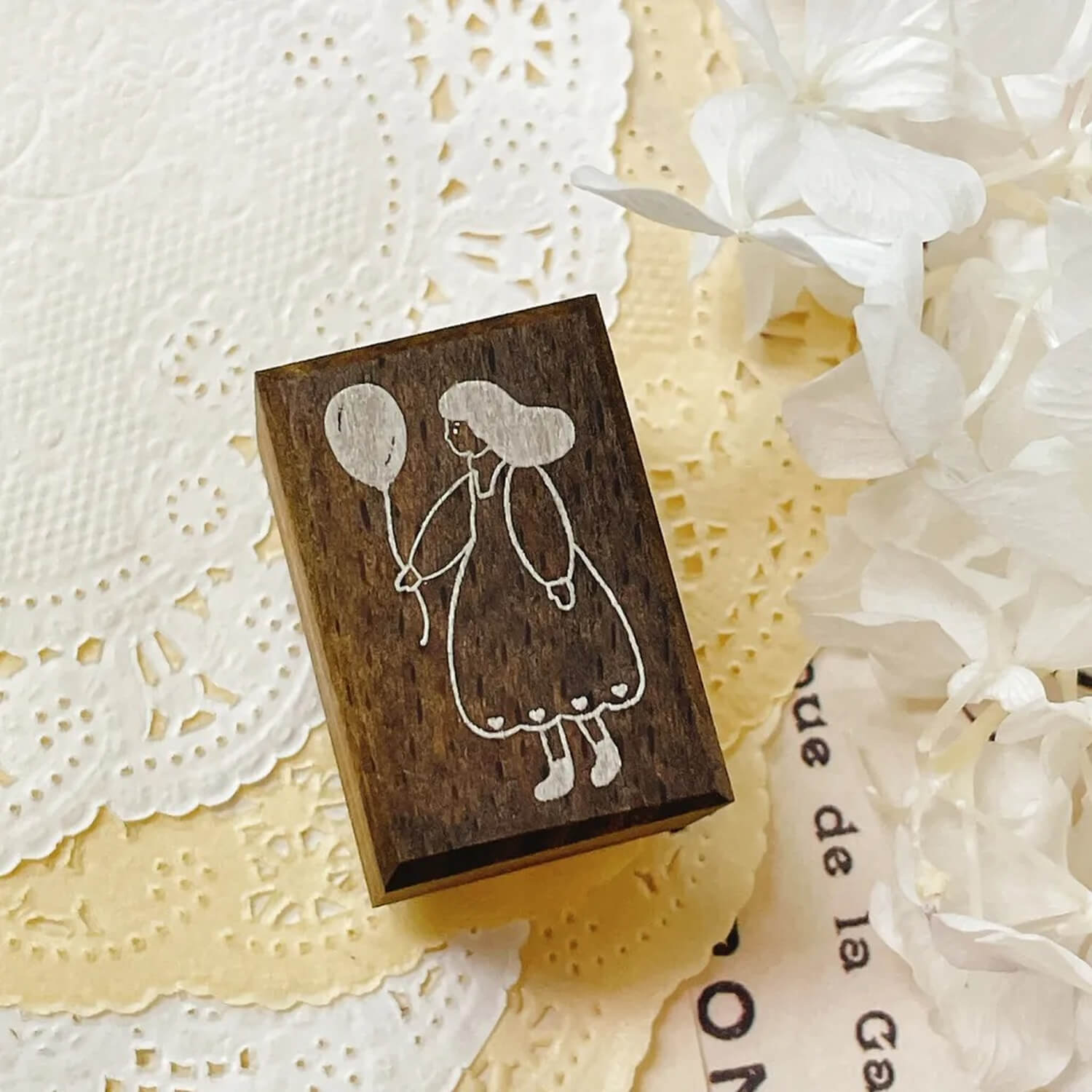 63penhouse x hairmo Petite Romance Rubber Stamp – Balloon