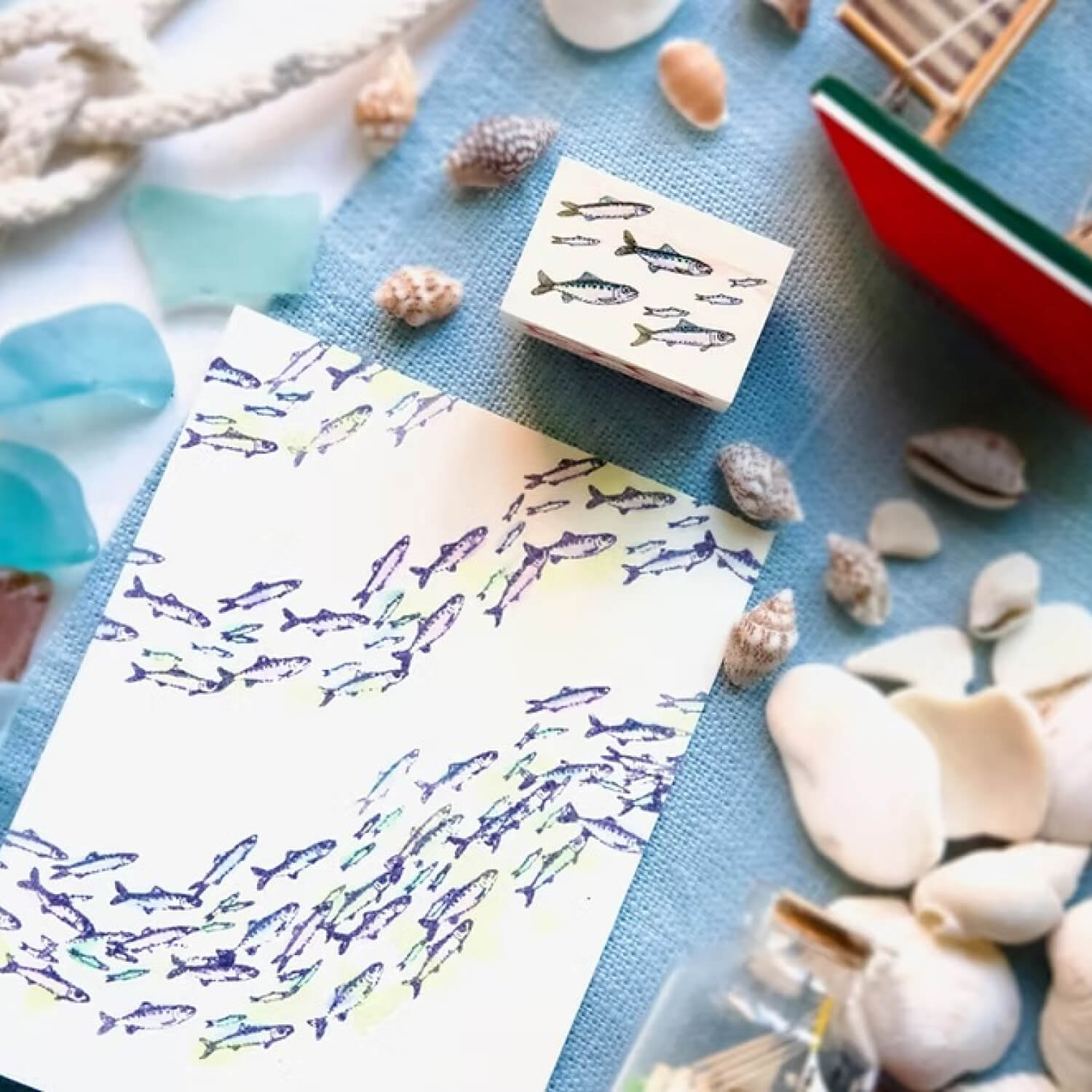 Akamegane Wood Mount Stamp – Horde of Sardines