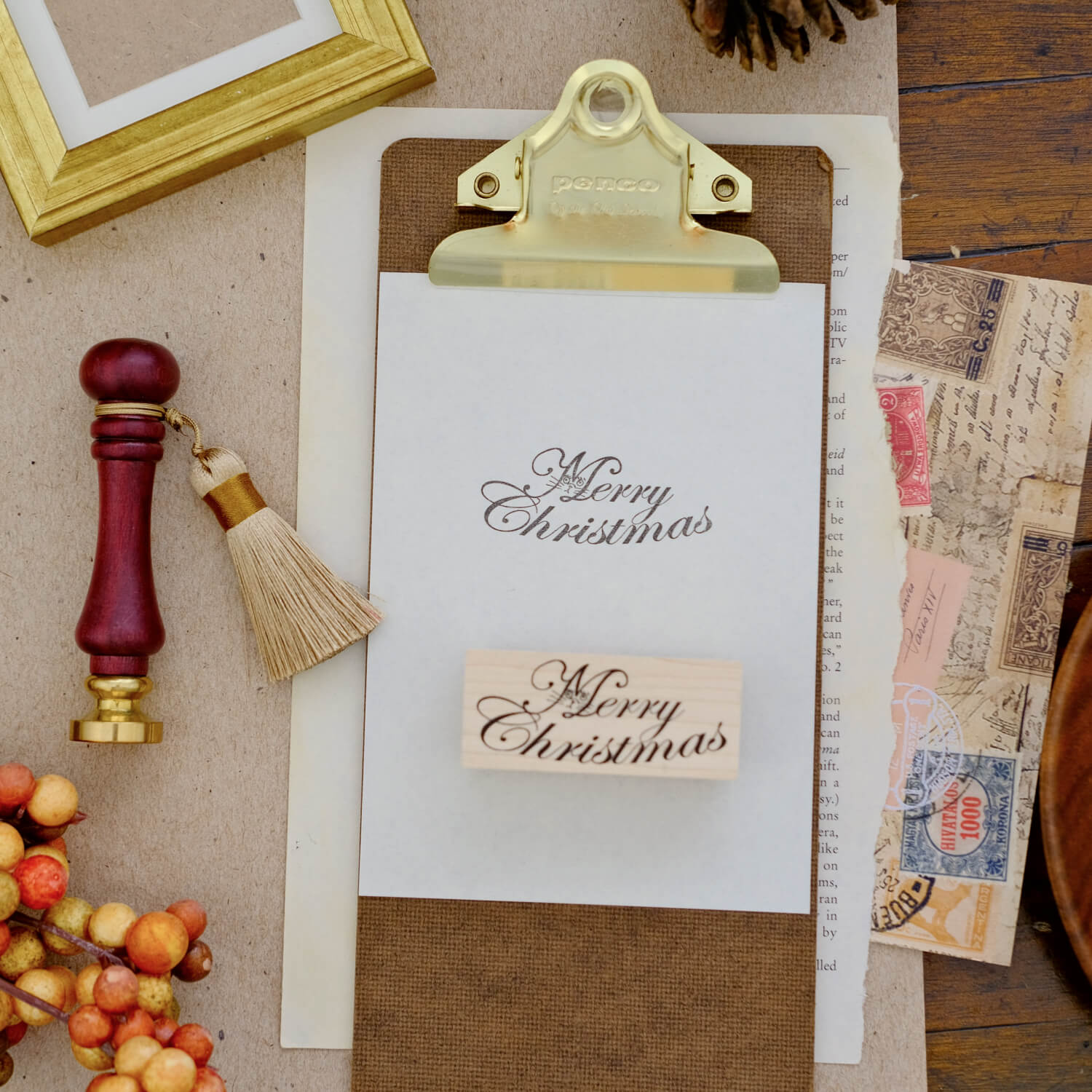 Akamegane Wood Mount Stamp – Merry Christmas