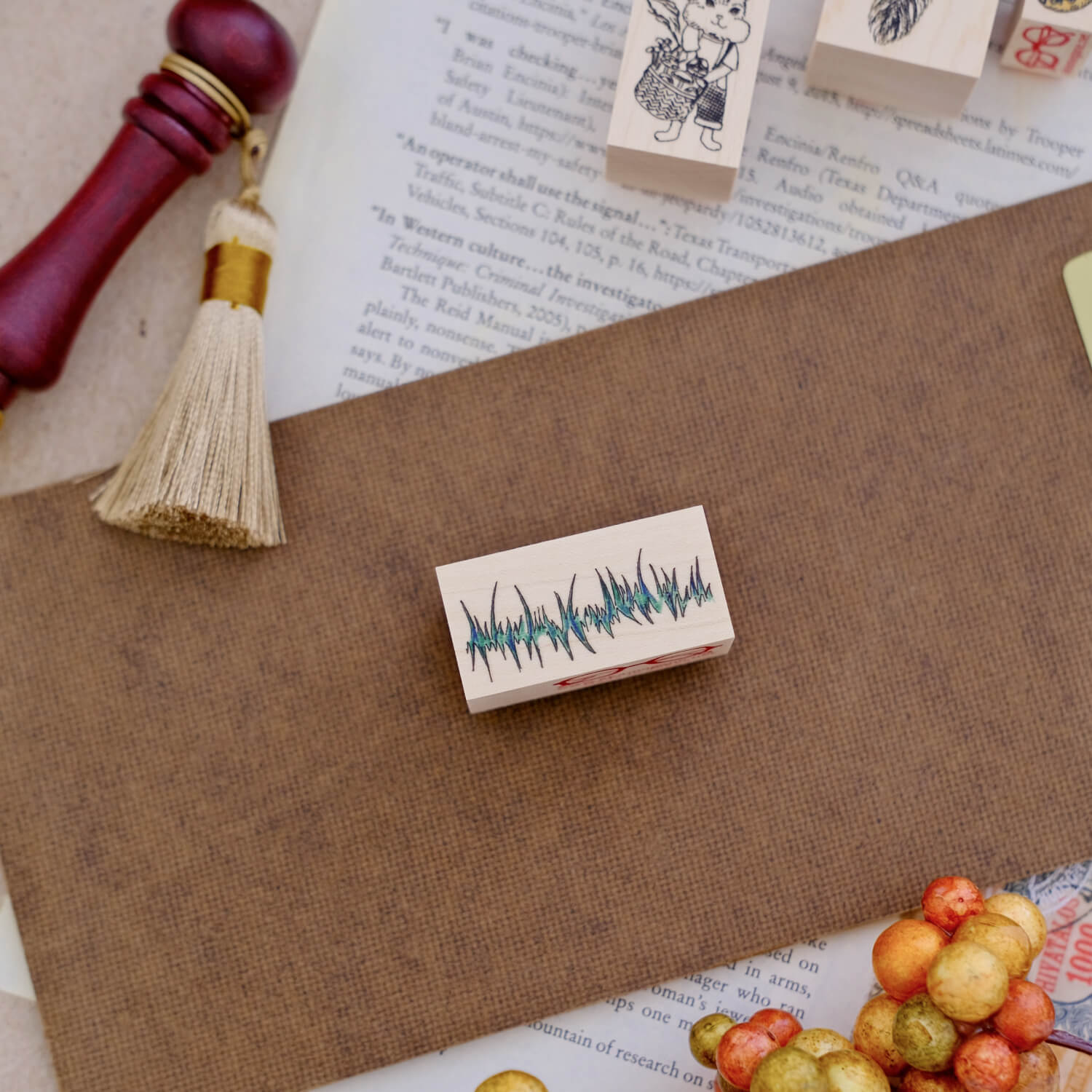Akamegane Wood Mount Stamp – Rolling Hill