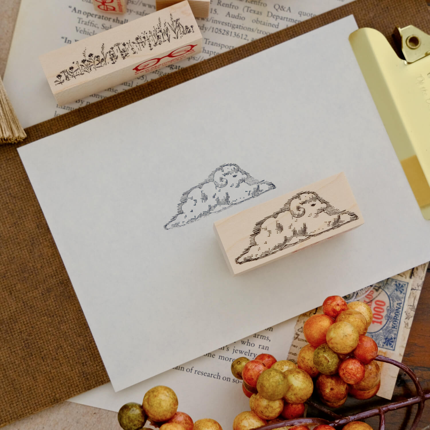 Akamegane Wood Mount Stamp – Sheep Cloud