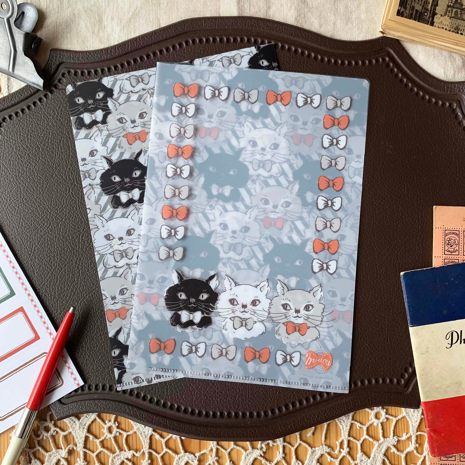 Ant's A5 Clear File – Meow Meow Monochrome
