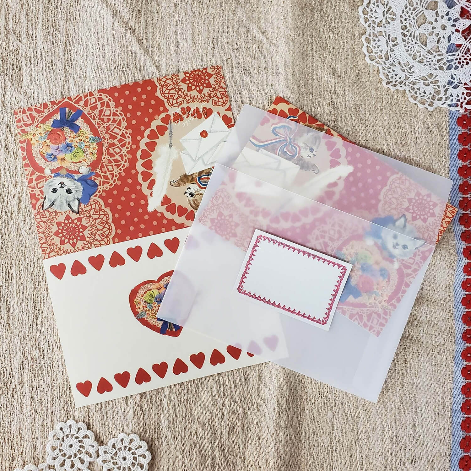 Ant's Letter Set – Letter and Kitten