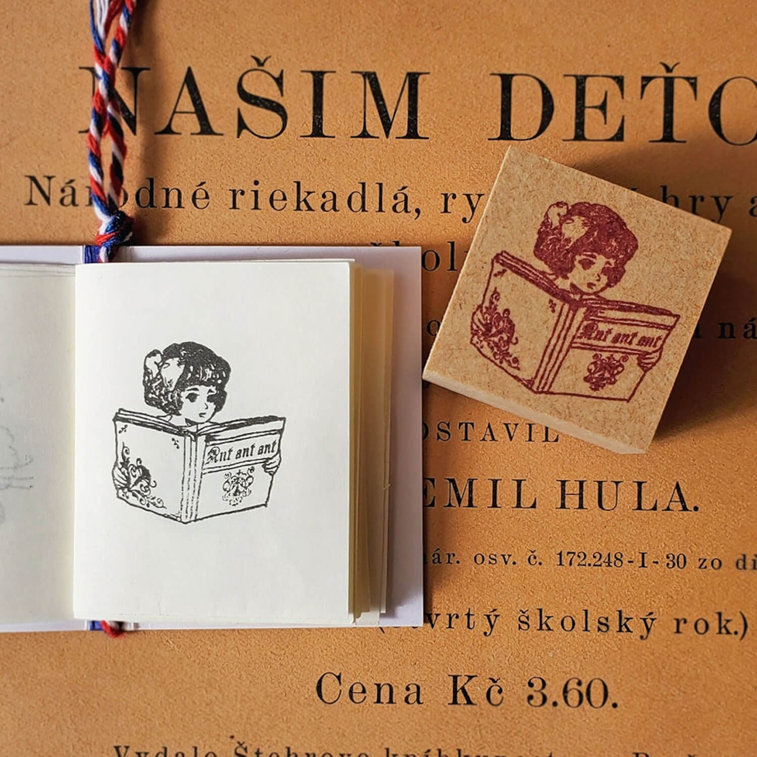 Ant's Rubber Stamp – Reading Girl