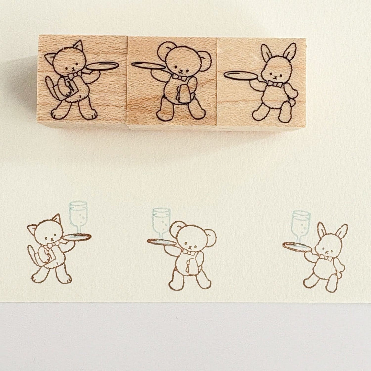 Happy Seed Stamp – Waiter Bear