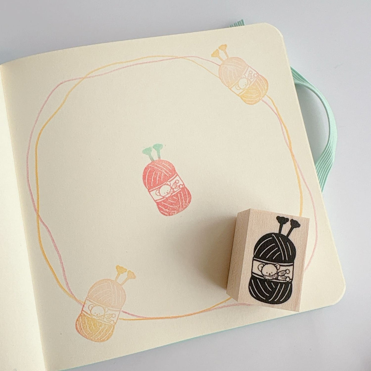 Happy Seed Stamp – Yarn Ball with Bear Label