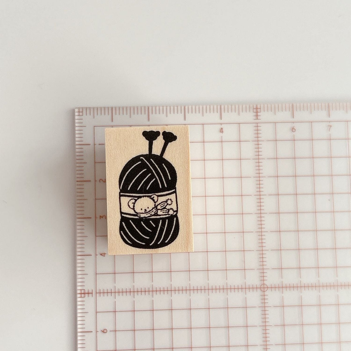 Happy Seed Stamp – Yarn Ball with Bear Label