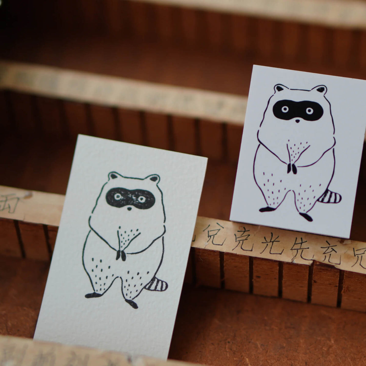 Ivy Snow Stamp – Hairy Raccoon