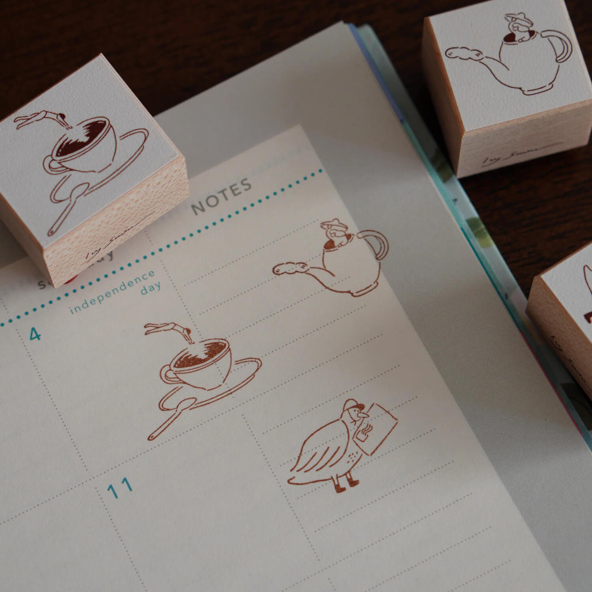 Ivy Snow Stamp – The Caffeine Dive