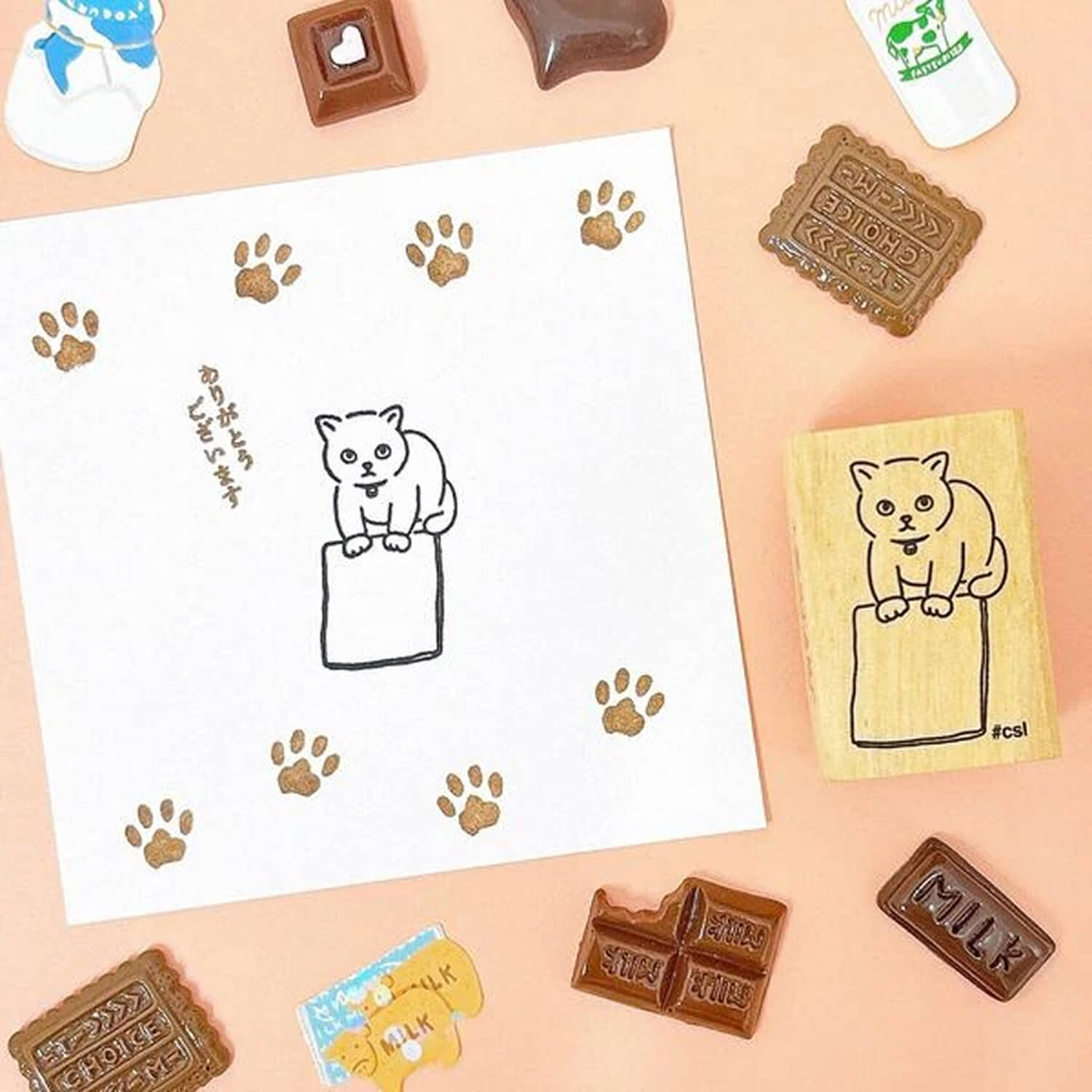 Kodomoo Kao I Love Stamp – Cat Offering a Memo