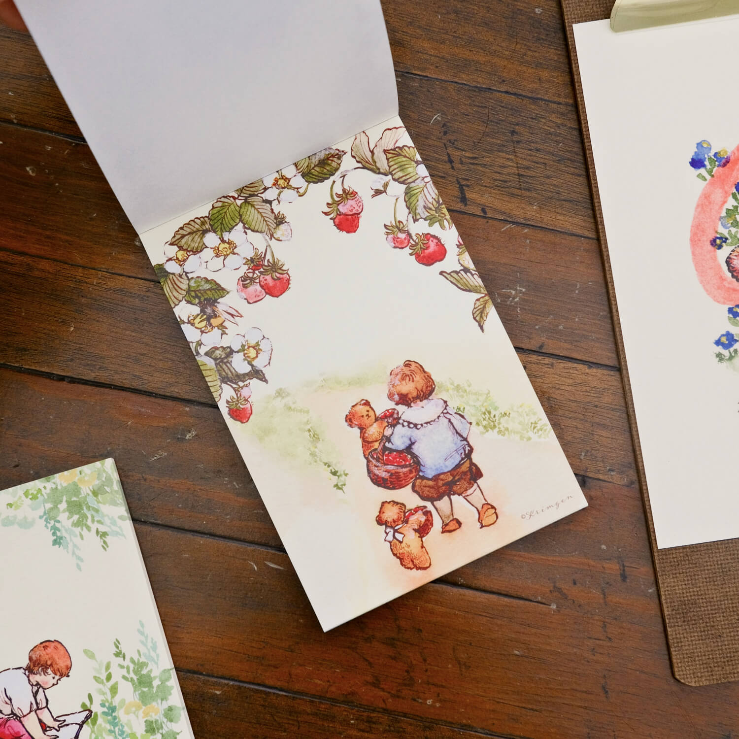 Krimgen Memo Pad – Strawberry Picking