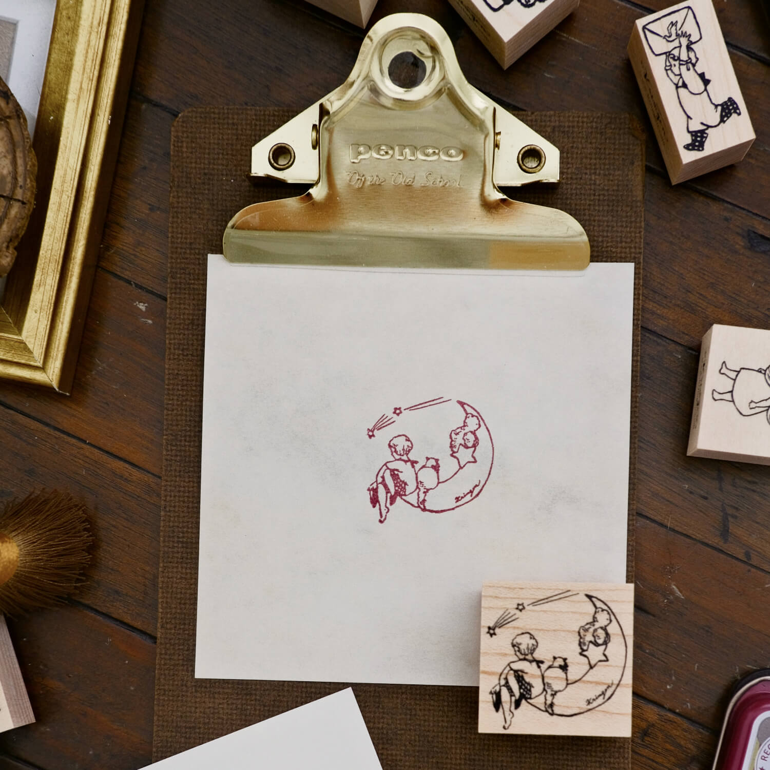 Krimgen Stamp – Moon and Star Frame