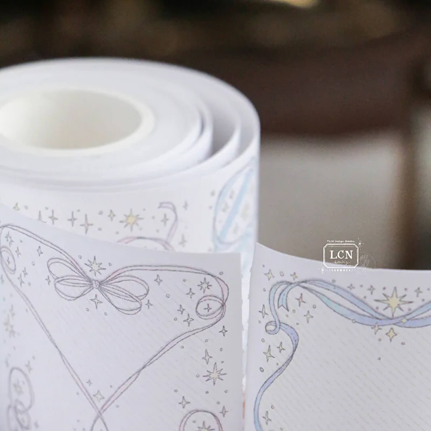 LCN Peel-and-stick Memo Roll – Bow Frames
