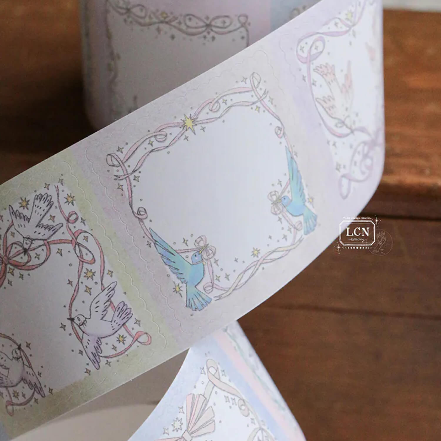 LCN Peel-and-stick Memo Roll – They Fly