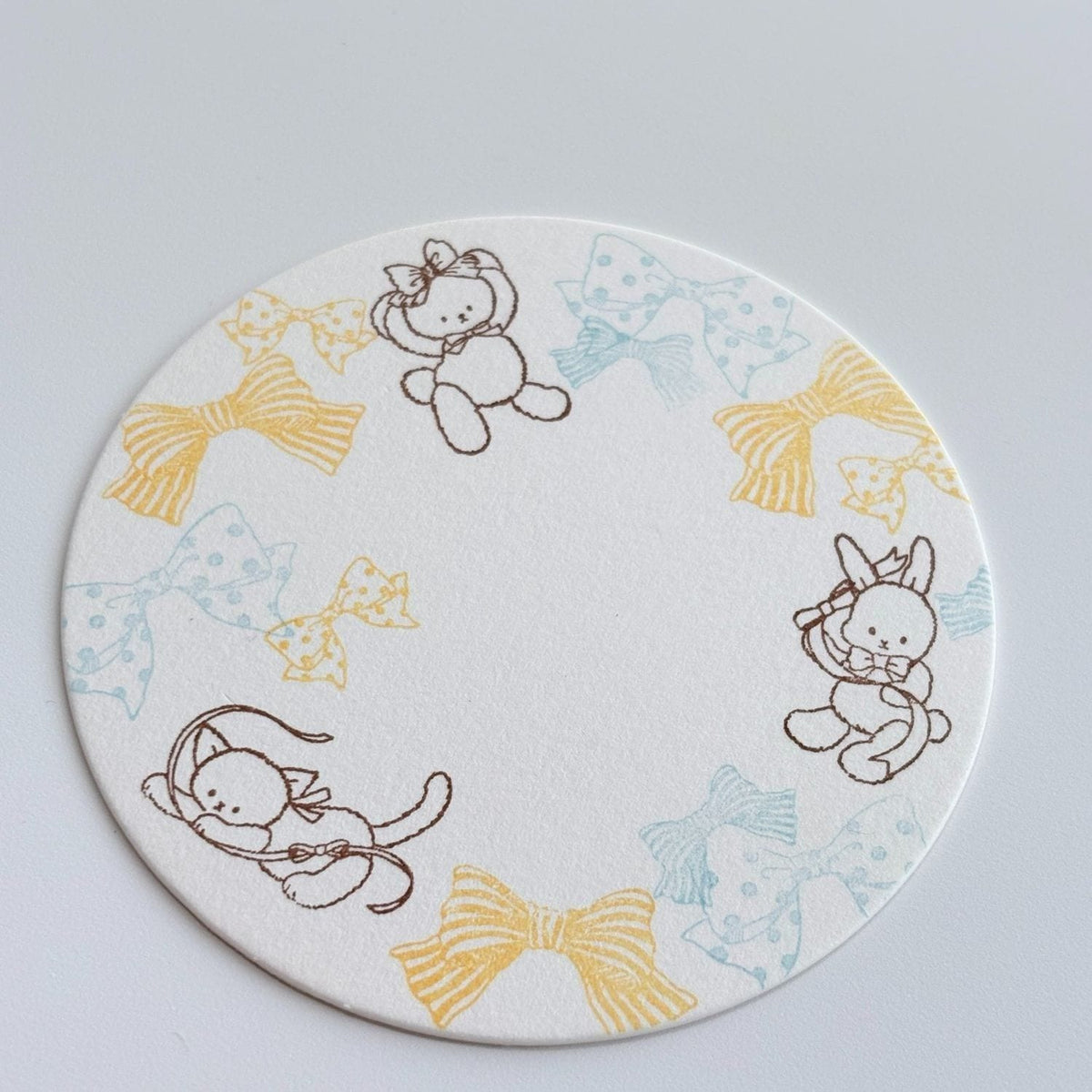 Happy Seed Stamp – nono the Bear Holding a Ribbon