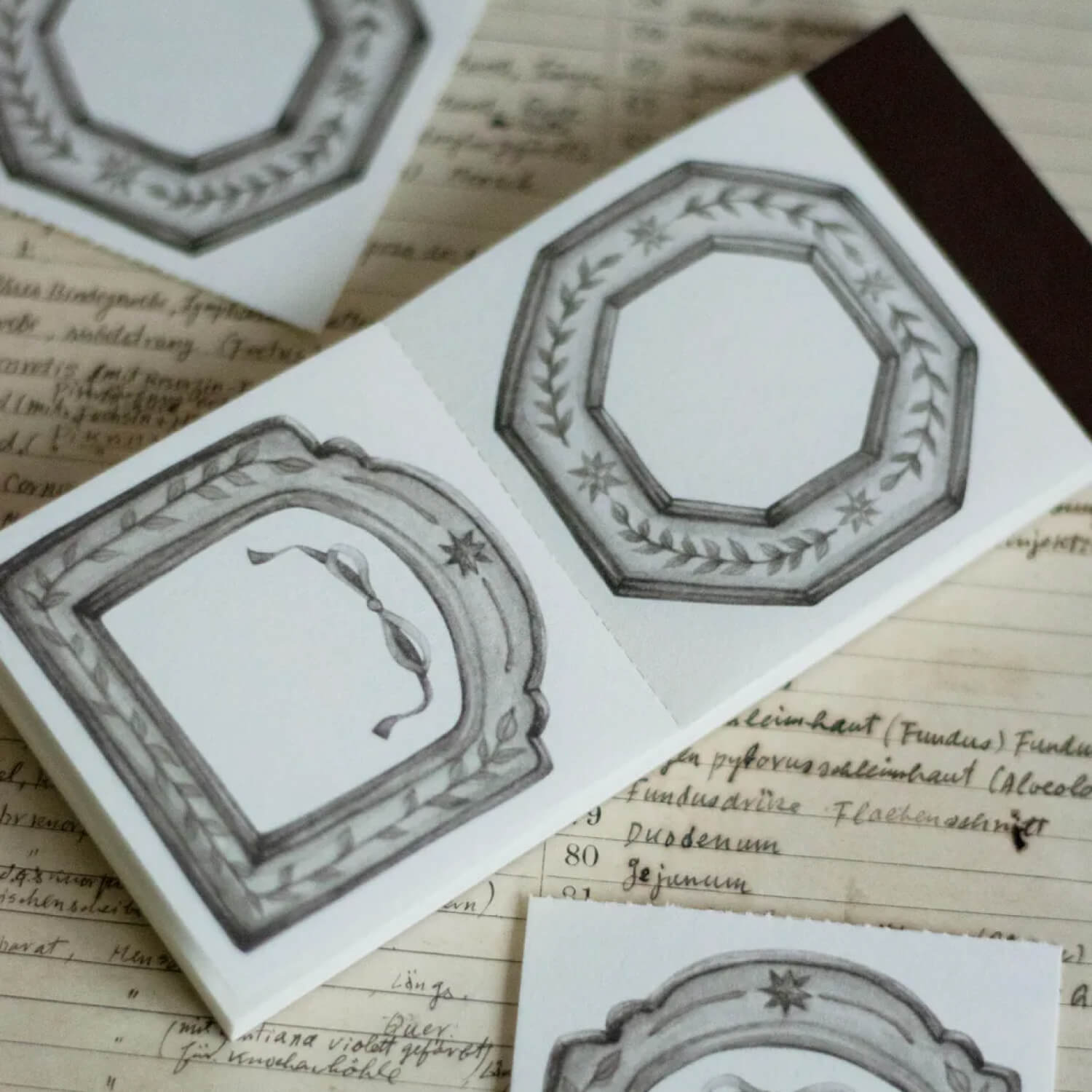 Loidesign Letter Pad – Star Frame