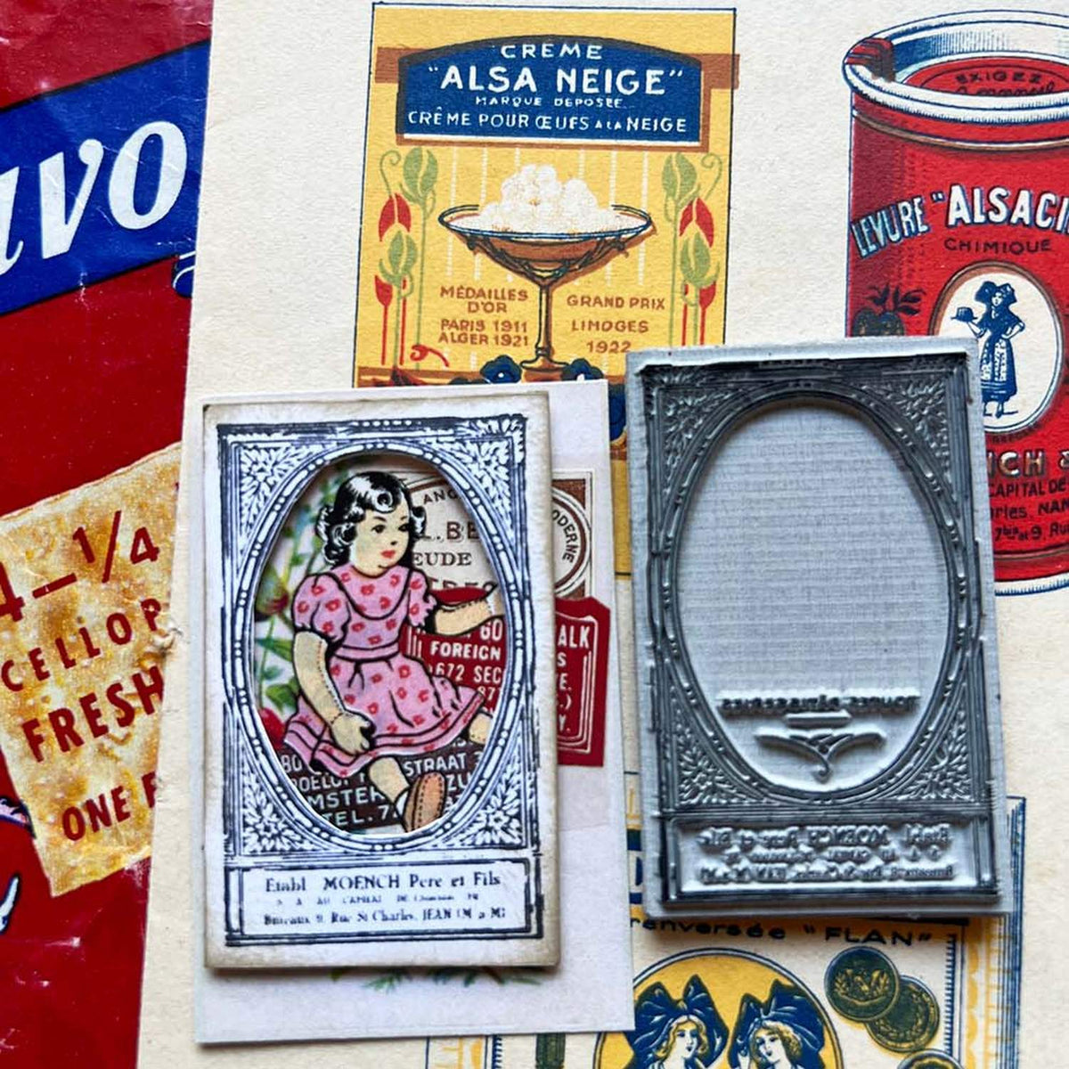 MIC MOC Rubber Stamp – French Oval Frame