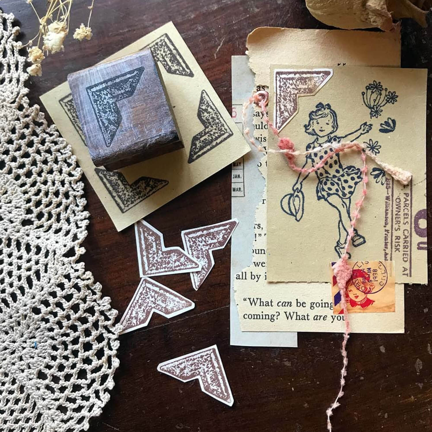 MIC MOC Wood Rubber Stamp – Antique Album Corner