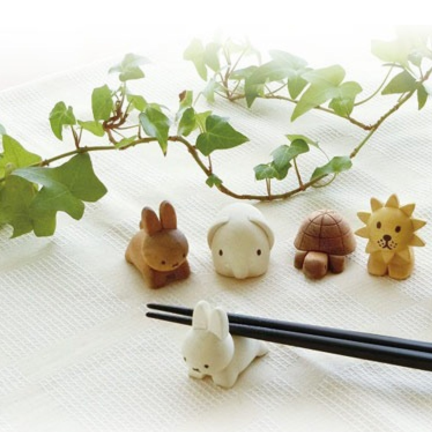 Miffy Wooden Chopstick Rest – White Rabbit