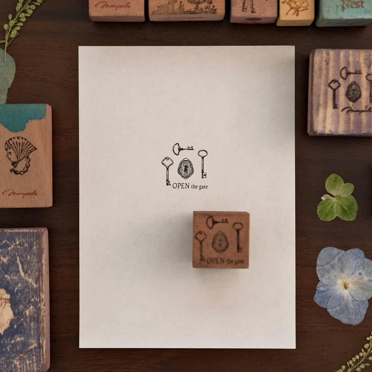 Monpoche Wood Stamp – Open the Gate