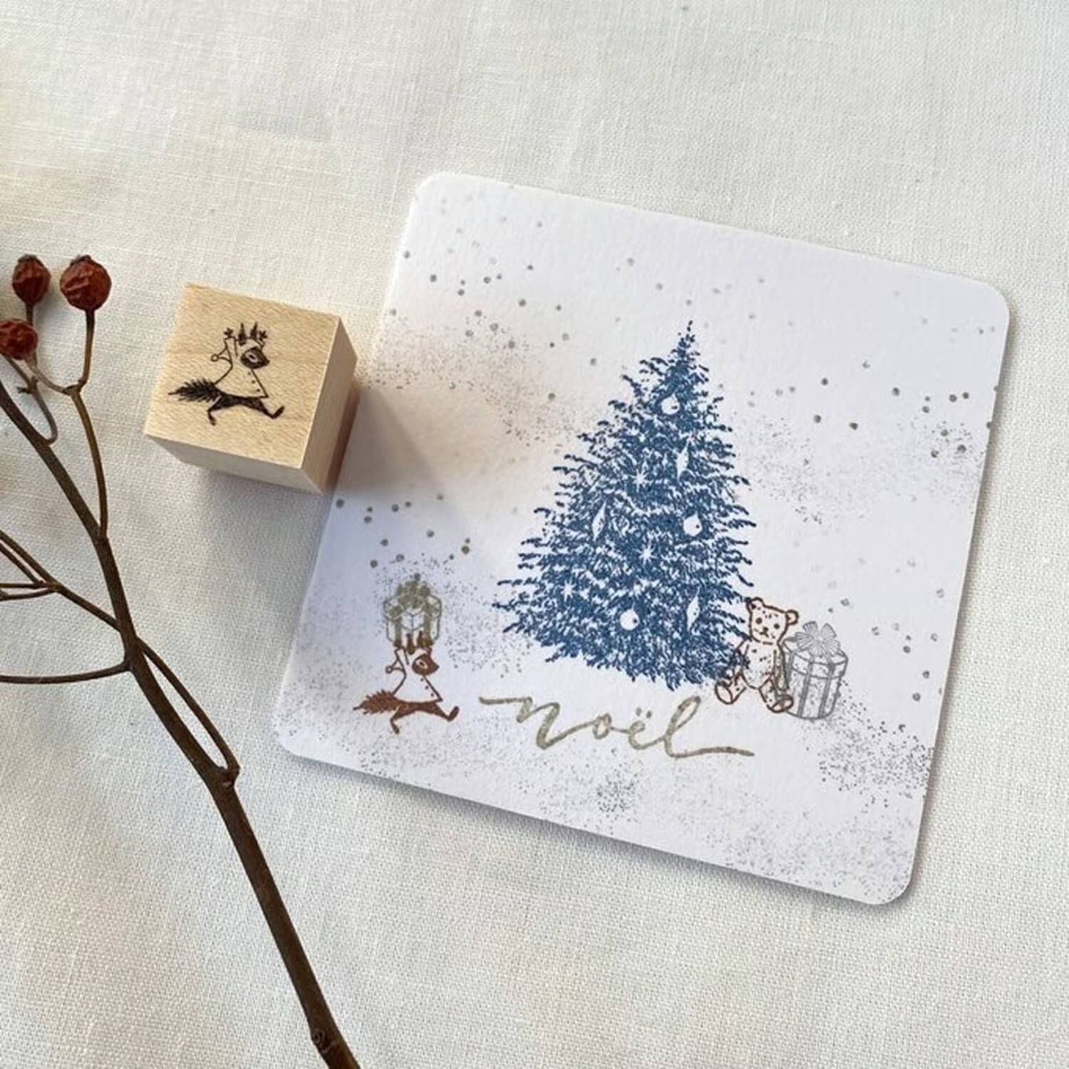 Mori Ringo Rubber Stamp – Coat Banzai Squirrel (Right)