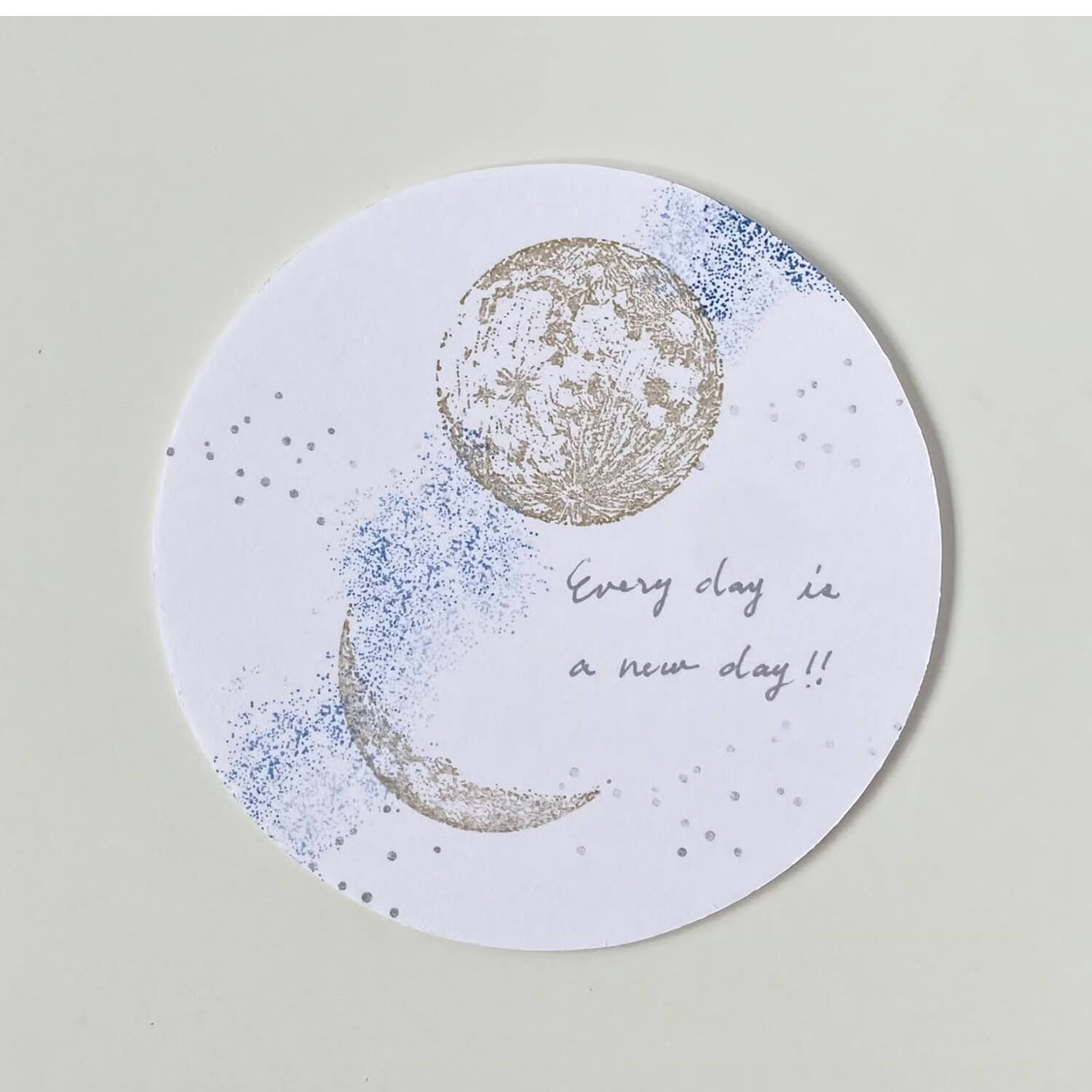 Mori Ringo Rubber Stamp – Crescent Moon