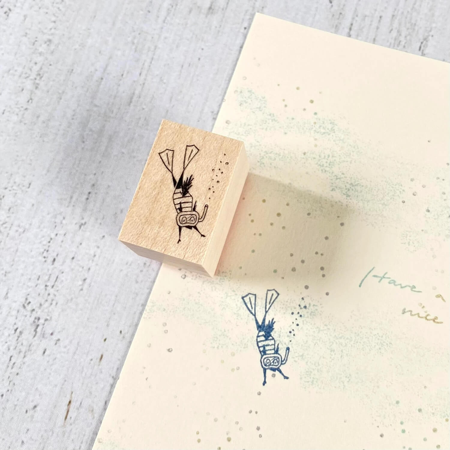 Mori Ringo Rubber Stamp – Diving Squirrel