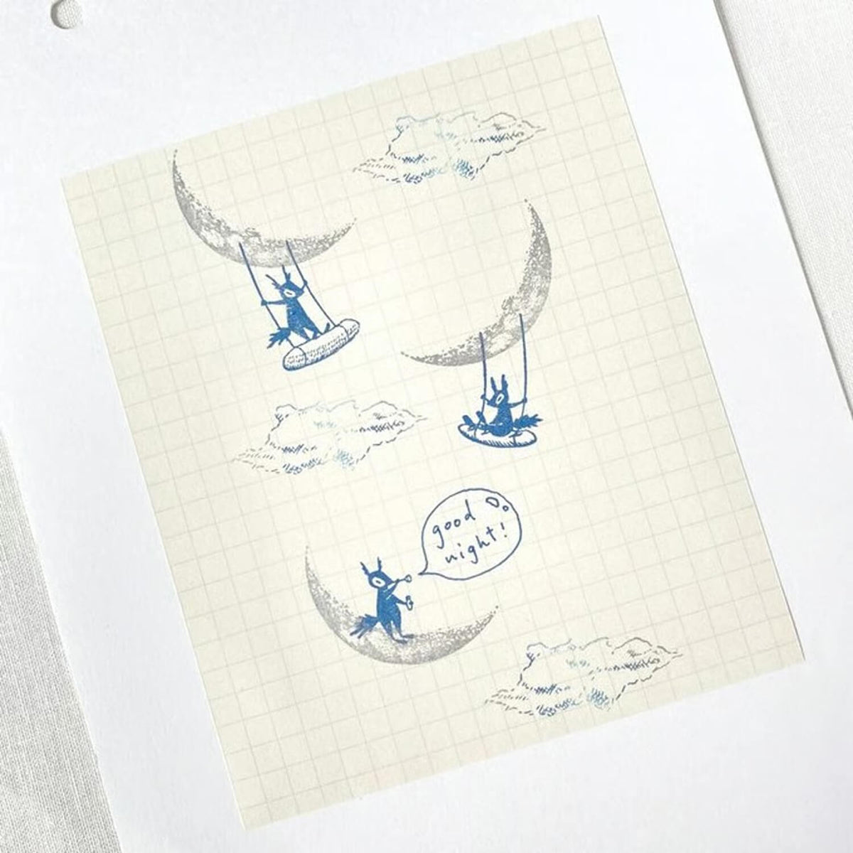 Mori Ringo Rubber Stamp – Squirrel Blowing Bubbles (Facing Right)