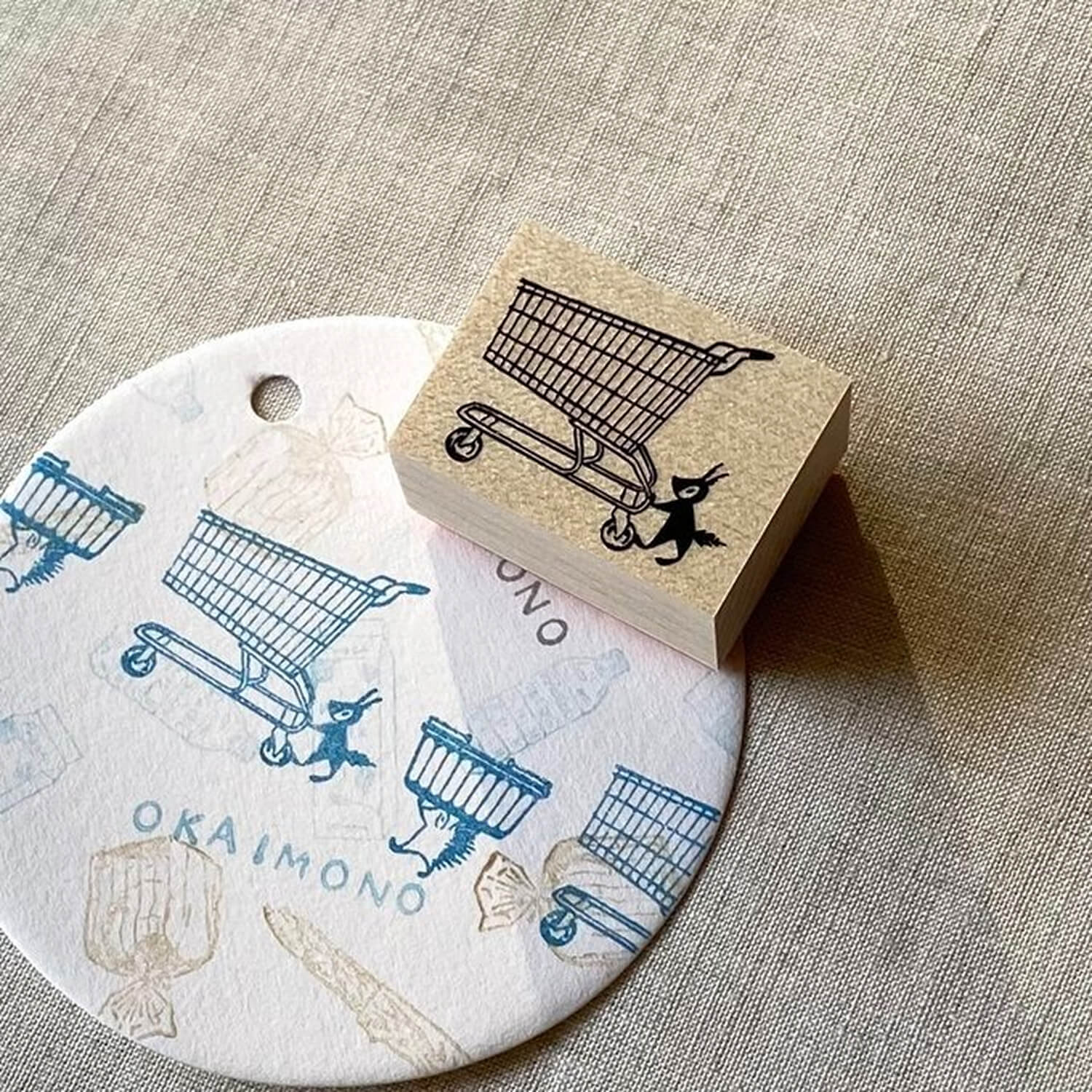 Mori Ringo Rubber Stamp – Squirrel Pushing Shopping Cart