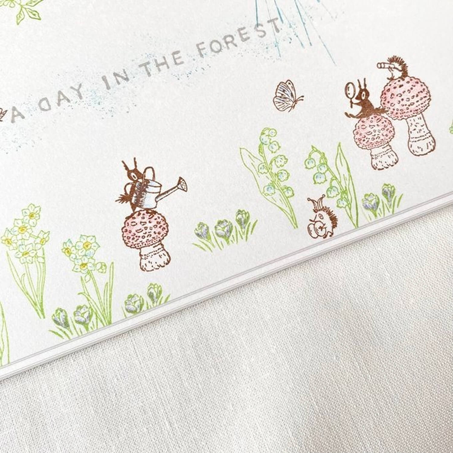 Mori Ringo Rubber Stamp – Watering Can Squirrel Right