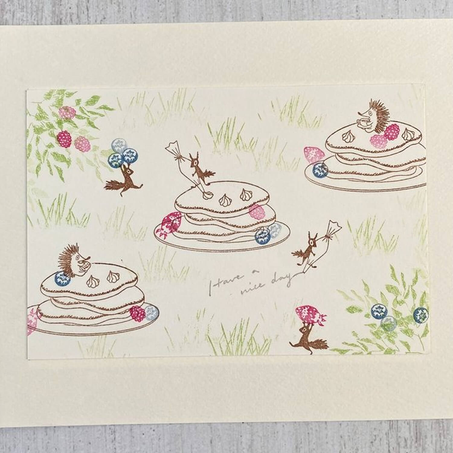 Mori Ringo Rubber Stamp – Whipped Cream Squirrel Left