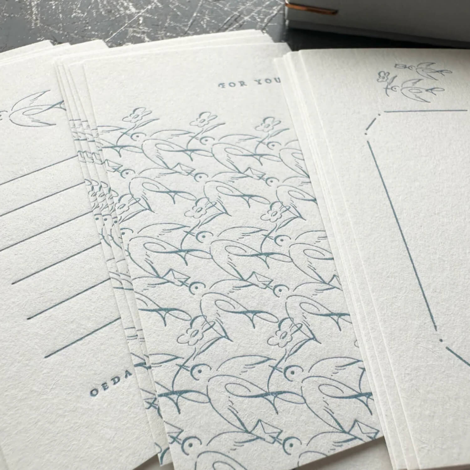 Oeda 6 Birds Design Card Box