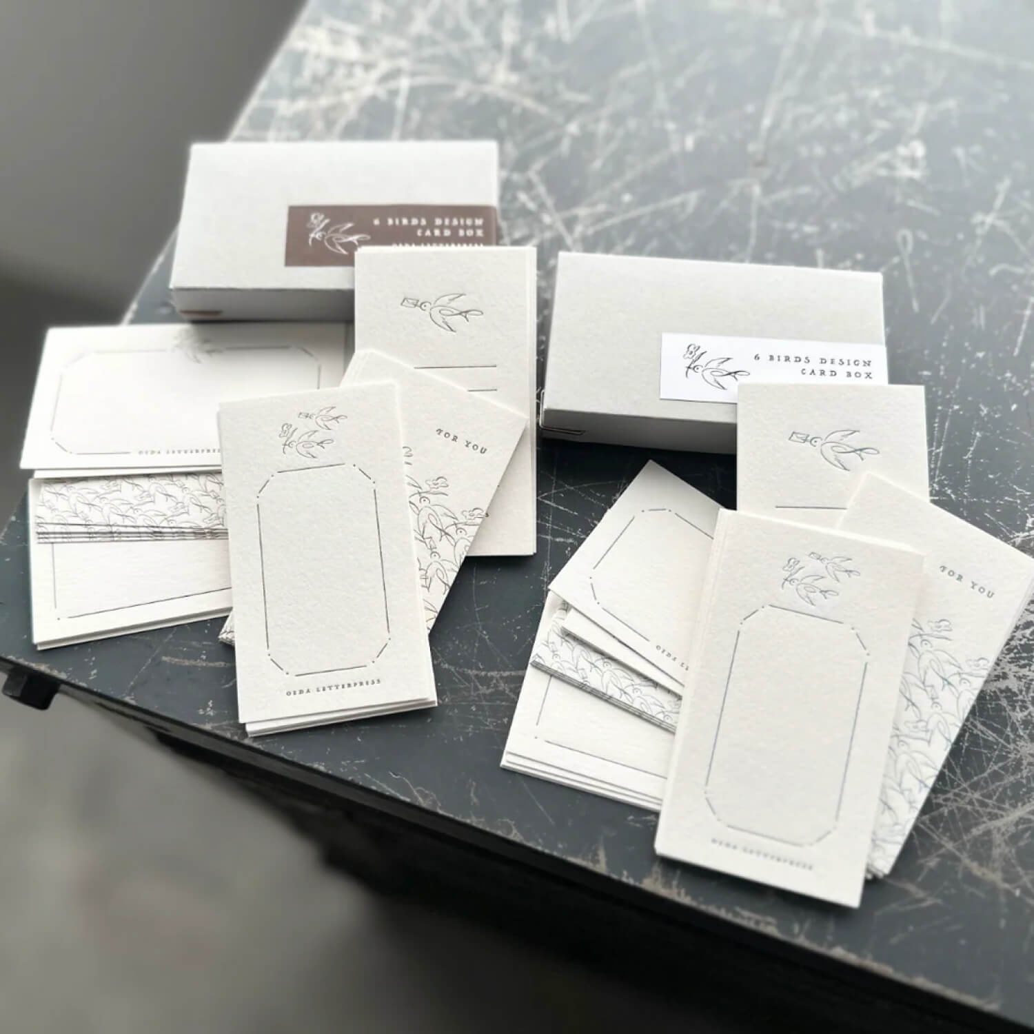 Oeda 6 Birds Design Card Box