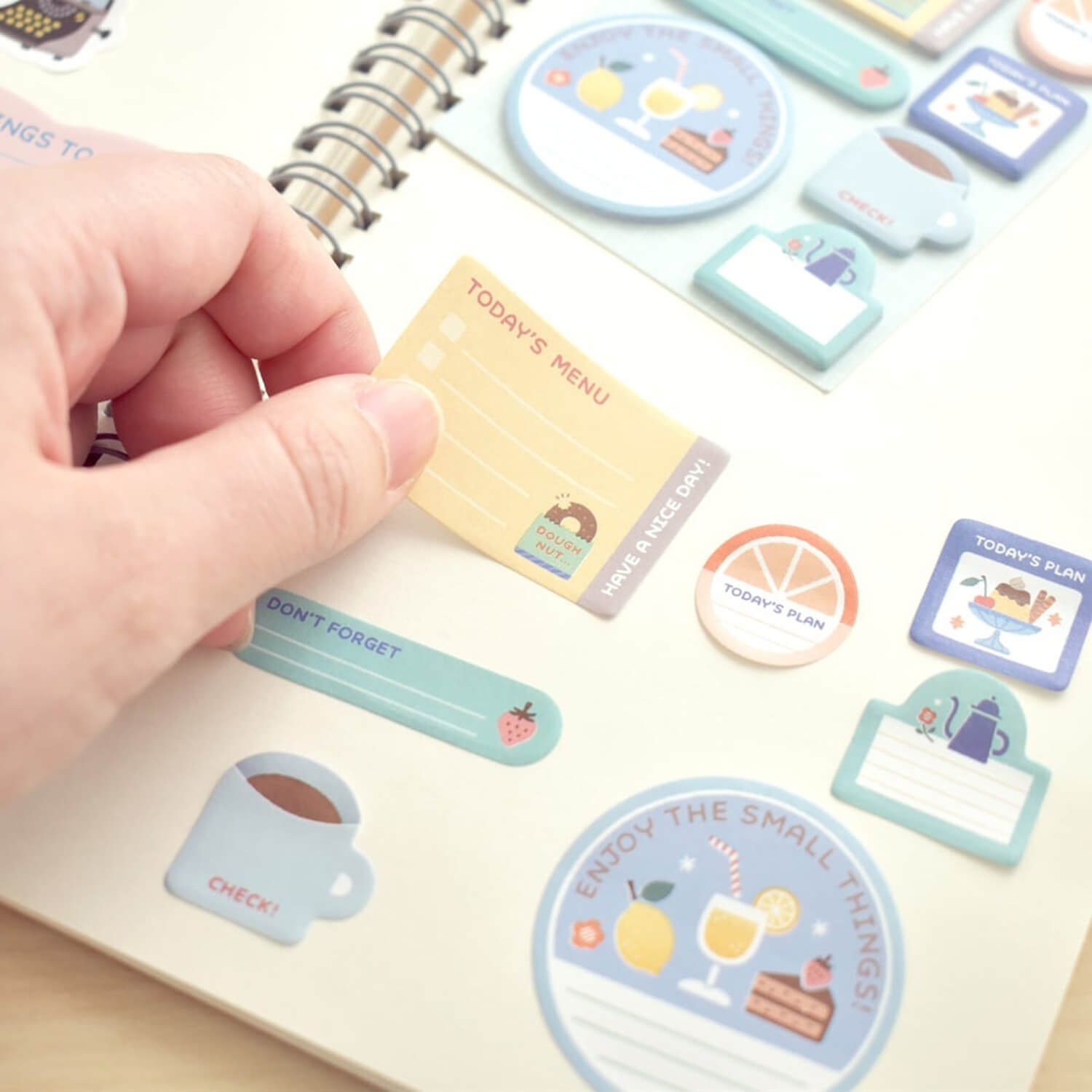 Papier Platz × eric Mini Sticky Notes – Fruit &amp; Sweets