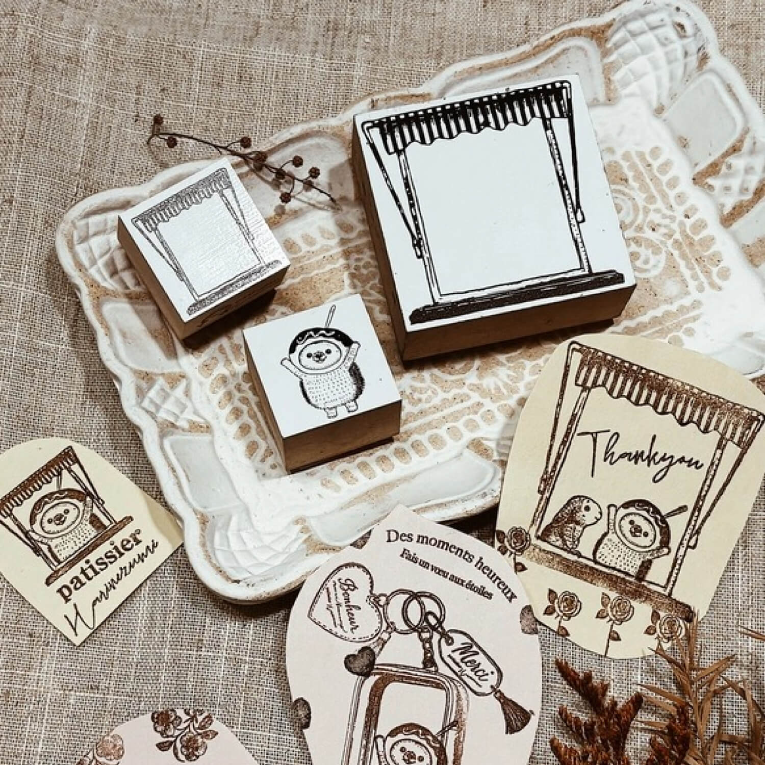 Patissier Harinezumi Stamp - Shop Window